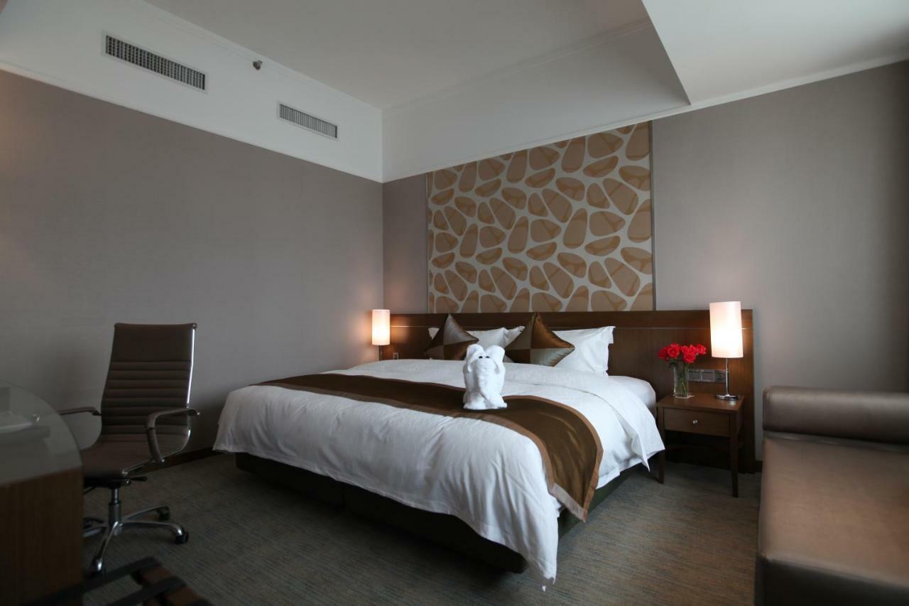 Rosedale Hotel Shenyang Exterior photo